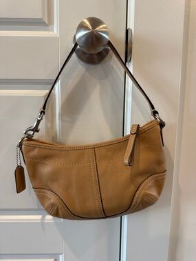 Vintage Coach Tan Leather small handbag